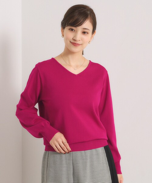 ITS'DEMO（イッツデモ）の「【縮みに強い／洗濯機OK】Vネックニットプルオーバー（ニット/セーター・レディース・ブルー/オフホワイト/ピンク系その他/ブラウン系/ブラック・00）」の19枚目の写真