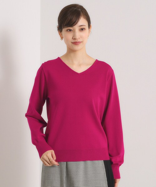 ITS'DEMO（イッツデモ）の「【縮みに強い／洗濯機OK】Vネックニットプルオーバー（ニット/セーター・レディース・ブルー/オフホワイト/ピンク系その他/ブラウン系/ブラック・00）」の11枚目の写真