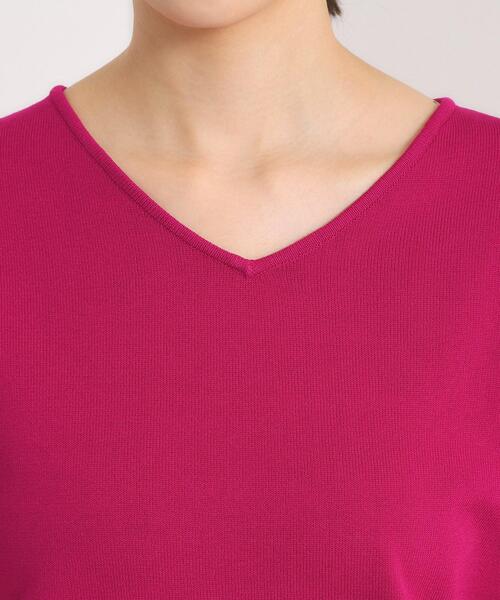 ITS'DEMO（イッツデモ）の「【縮みに強い／洗濯機OK】Vネックニットプルオーバー（ニット/セーター・レディース・ブルー/オフホワイト/ピンク系その他/ブラウン系/ブラック・00）」の8枚目の写真