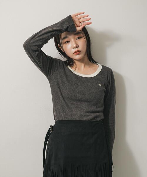 SENSE OF PLACE by URBAN RESEARCH(センスオブプレイスバイアーバンリサーチ)の「ラウンドネックリブTシャツ(Tシャツ/カットソー・レディース・ホワイト系その他/ブラウン/チャコールグレー・ONE)」の4枚目の写真