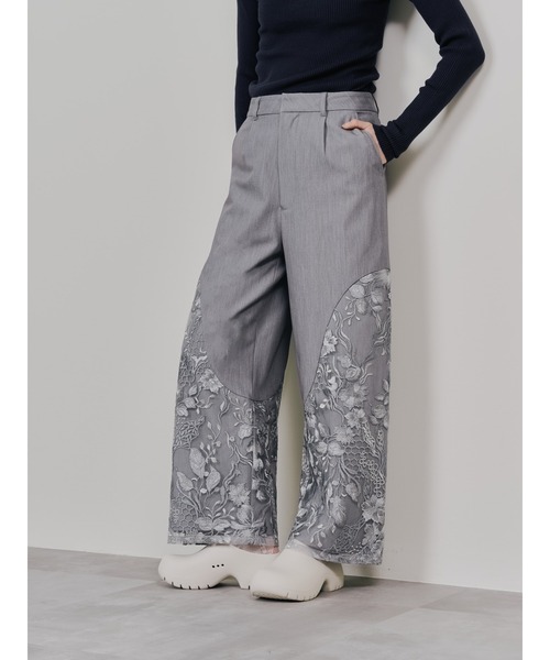 TEVALT（ヴァレット）の「カーブポイントレースパンツ（その他パンツ・レディース・ブラウン/ライトグレー・38）」の2枚目の写真