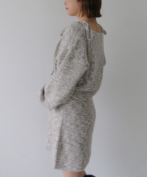 archives(アルシーヴ)の「肩リボンニットチュニックアンサンブル(ワンピース・レディース・アイボリー/ブラウン/グレー・MEDIUM)」の7枚目の写真