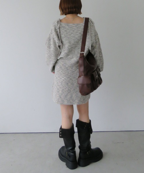 archives(アルシーヴ)の「肩リボンニットチュニックアンサンブル(ワンピース・レディース・アイボリー/ブラウン/グレー・MEDIUM)」の13枚目の写真
