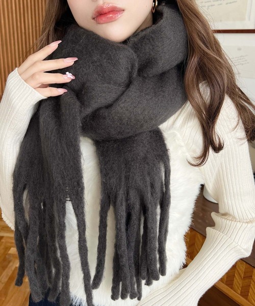 moment+(モーメントプラス)の「アソートセールマフラー(マフラー・レディース・クリアグリーン/オレンジ系その他/チャコールグレー/パープル/ブラウン・FREE)」の6枚目の写真