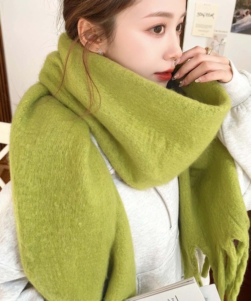 moment+(モーメントプラス)の「アソートセールマフラー(マフラー・レディース・クリアグリーン/オレンジ系その他/チャコールグレー/パープル/ブラウン・FREE)」の14枚目の写真