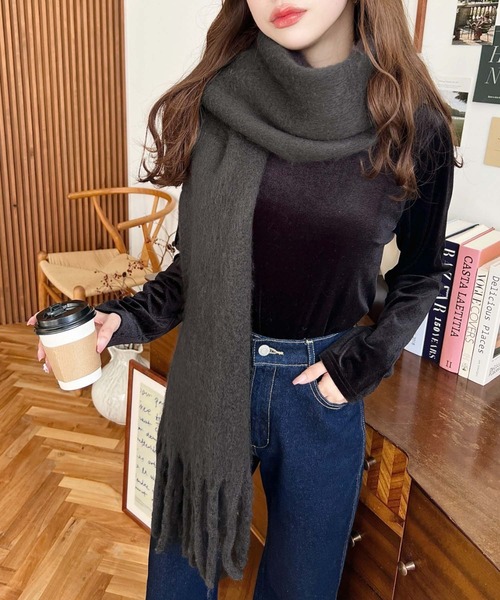 moment+(モーメントプラス)の「アソートセールマフラー(マフラー・レディース・クリアグリーン/オレンジ系その他/チャコールグレー/パープル/ブラウン・FREE)」の10枚目の写真