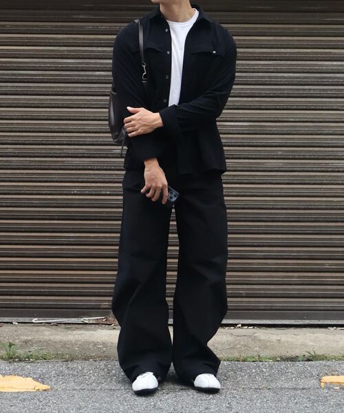 DNSR(ディーエヌエスアール)の「カーブドフレアデニムパンツブルー(その他パンツ・メンズ・その他・LARGE/X-LARGE/MEDIUM/SMALL)」の6枚目の写真