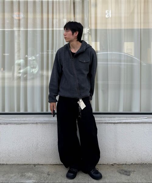 DNSR(ディーエヌエスアール)の「カーブドフレアデニムパンツブルー(その他パンツ・メンズ・その他・LARGE/X-LARGE/MEDIUM/SMALL)」の7枚目の写真
