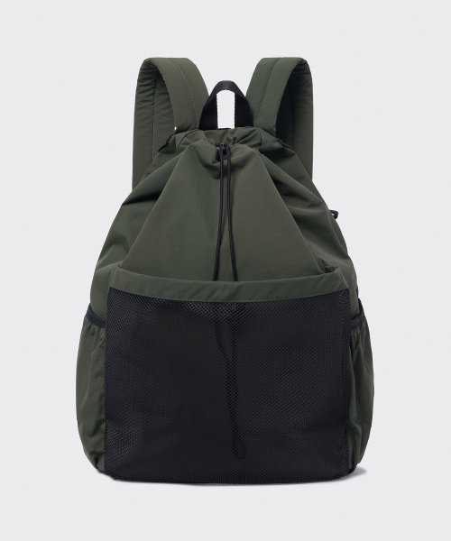 MUSINSA STANDARD（ムシンサスタンダード）の「リップストップメッシュポケットドローストリングバックパック[カーキ]（バックパック/リュック・レディース・その他・FREE）」の2枚目の写真