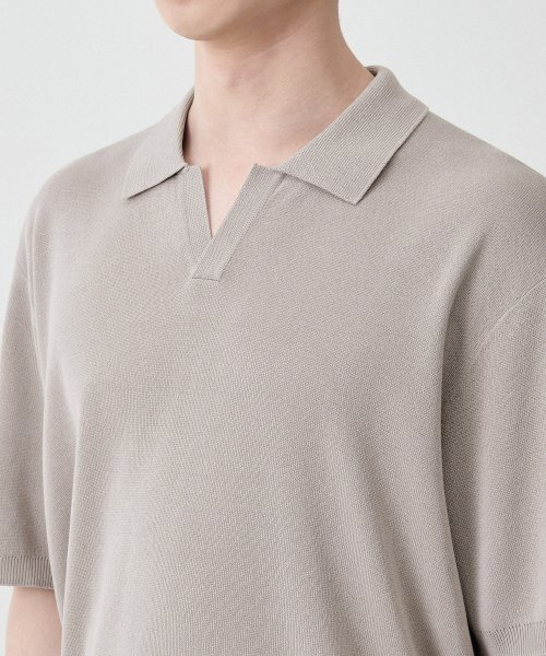 MUSINSA STANDARD（ムシンサスタンダード）の「クールタッチスリットネックニットポロシャツ[マッシュルーム]（ニット/セーター・メンズ・その他・XX-LARGE/LARGE/MEDIUM/SMALL/X-LARGE）」の7枚目の写真