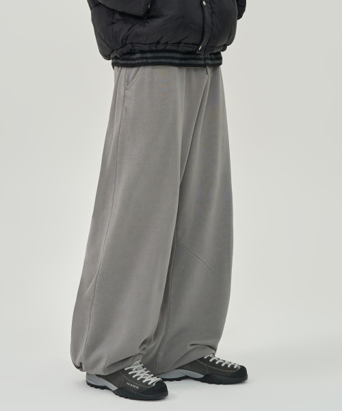 TOFFEE(トフィー)の「バルーンフィットピグメントスウェットパンツ(グレー)(スウェットパンツ・メンズ・その他・SMALL/MEDIUM/LARGE/X-LARGE)」の1枚目の写真