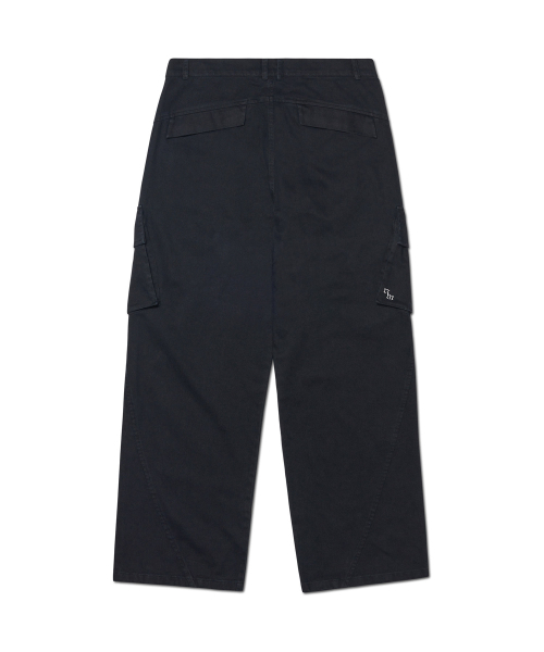 NOMANUAL(NOMANUAL)の「SLASH CARGO PANTS - BLACK(その他パンツ・レディース・その他・X-LARGE/SMALL/MEDIUM/LARGE)」の2枚目の写真