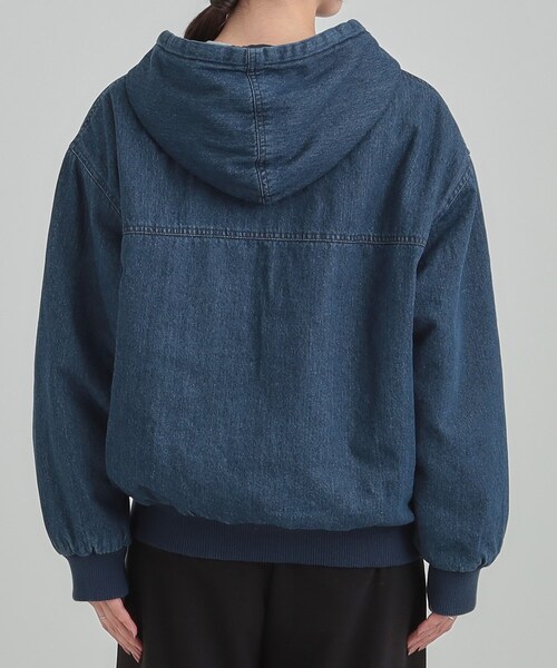 Cutie Blonde（キューティーブロンド）の「【ダブルZIP】大人カジュアルスタイルに デニム中綿フーディーブルゾン（ブルゾン・レディース・ブラック/ネイビー・00）」の13枚目の写真
