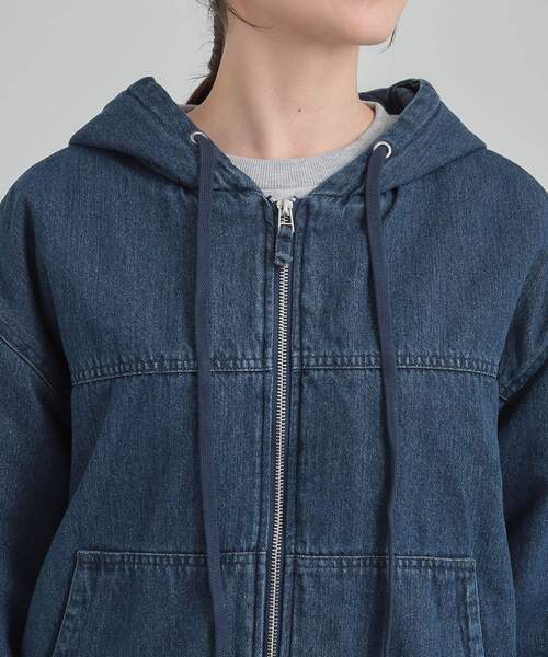 Cutie Blonde（キューティーブロンド）の「【ダブルZIP】大人カジュアルスタイルに デニム中綿フーディーブルゾン（ブルゾン・レディース・ブラック/ネイビー・00）」の14枚目の写真