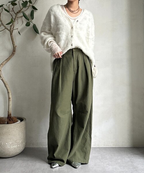 DouDou（ドゥドゥ）の「ブラッシュ加工シルバーボタンカーディガン（カーディガン/ボレロ・レディース・ミント/グレー/ピンク/オフホワイト・FREE）」の6枚目の写真