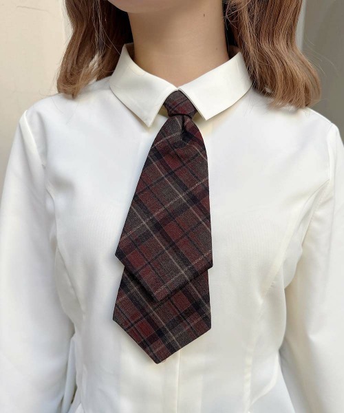 an another angelus（アンアナザーアンジェラス）の「【セットアップ対応】チェックネクタイ付きペプラムシャツ/fint フィント（シャツ/ブラウス・レディース・アイボリー/オフホワイト・FREE）」の9枚目の写真