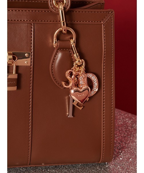 SNIDEL（スナイデル）の「スクエアパッドロックバッグ（ハンドバッグ・レディース・ライトブルー/ブラック/アイボリー/ブラウン・F）」の12枚目の写真