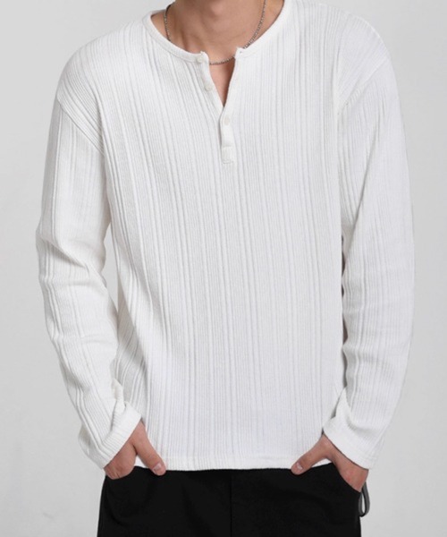 CERCA(チェルカ)の「【NOWLE】ワッフル テクスチャー ヘンリーネック 長袖Tシャツ(Tシャツ/カットソー・メンズ・ブラック・LARGE/MEDIUM)」の8枚目の写真