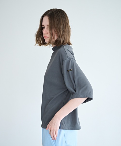 kha:ki（カーキ）の「「KHA:KI / カーキ」ソフトモックネック トップ（Tシャツ/カットソー・レディース・グレー/チャコールグレー/ライトイエロー/ホワイト・1）」の8枚目の写真