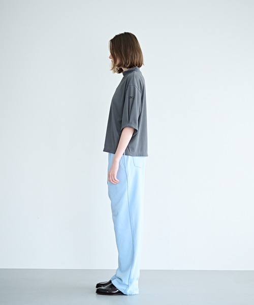 kha:ki（カーキ）の「「KHA:KI / カーキ」ソフトモックネック トップ（Tシャツ/カットソー・レディース・グレー/チャコールグレー/ライトイエロー/ホワイト・1）」の12枚目の写真