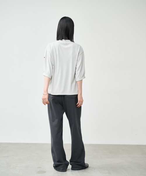 kha:ki（カーキ）の「「KHA:KI / カーキ」ソフトモックネック トップ（Tシャツ/カットソー・レディース・グレー/チャコールグレー/ライトイエロー/ホワイト・1）」の18枚目の写真