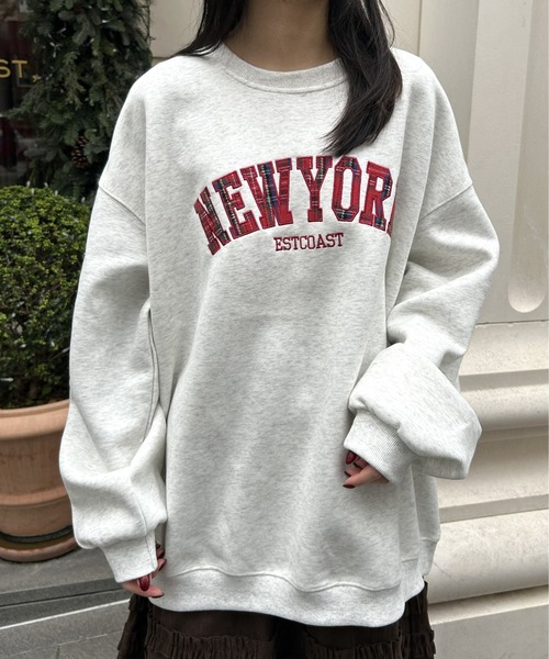 LAC-VERT（ラック・ヴェール）の「チェックカレッジロゴプルオーバー（スウェット・レディース・オートミール/ベージュ/チャコールグレー/グレー・FREE）」の8枚目の写真