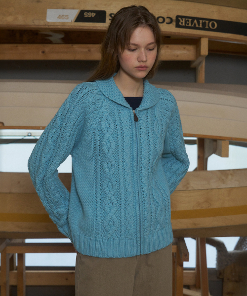 ANDNEEDS(アンドニーズ)の「Steve cowichan cardigan (light blue)(カーディガン/ボレロ・レディース・その他・FREE)」の2枚目の写真