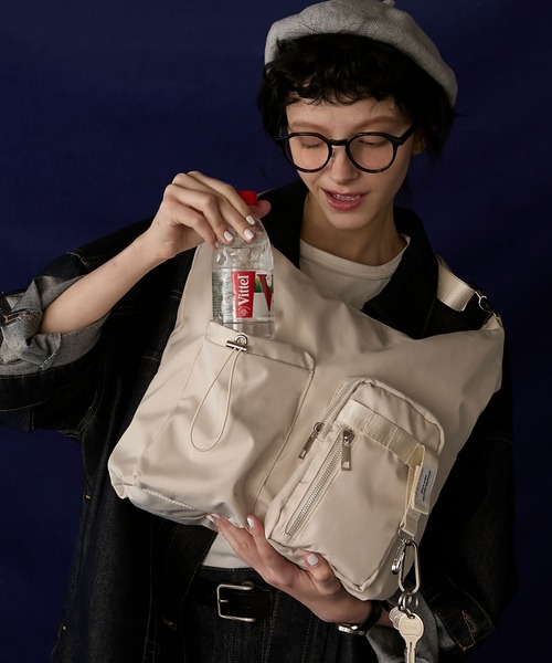 BONLECILL Marche（ボンルシールマルシェ）の「【BONLECILL Marche】マルチポケットユーティリティショルダーバッグ（ショルダーバッグ・レディース・グレー/アイボリー/ブラック・FREE）」の5枚目の写真