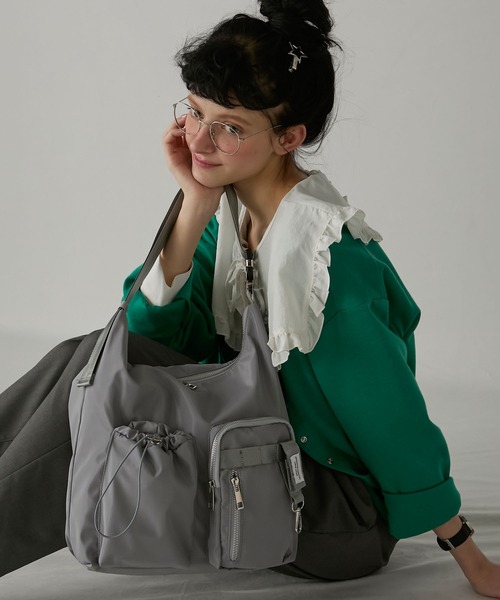 BONLECILL Marche（ボンルシールマルシェ）の「【BONLECILL Marche】マルチポケットユーティリティショルダーバッグ（ショルダーバッグ・レディース・グレー/アイボリー/ブラック・FREE）」の17枚目の写真