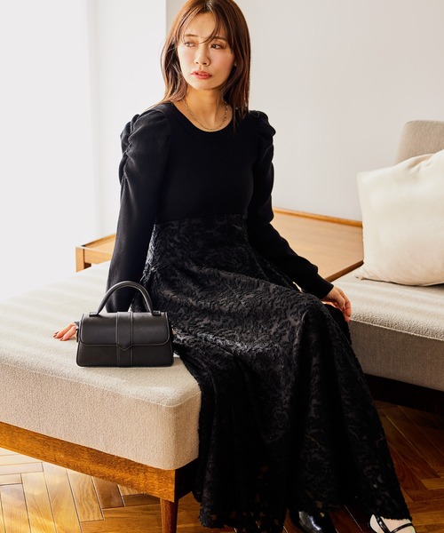 mysty woman（ミスティウーマン）の「カットジャガードドッキングワンピース 636605（ワンピース・レディース・ブラック/ピンクベージュ/アイボリー・FREE）」の3枚目の写真