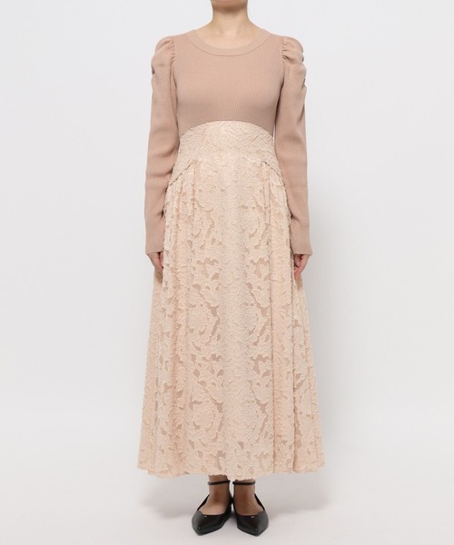 mysty woman（ミスティウーマン）の「カットジャガードドッキングワンピース 636605（ワンピース・レディース・ブラック/ピンクベージュ/アイボリー・FREE）」の7枚目の写真