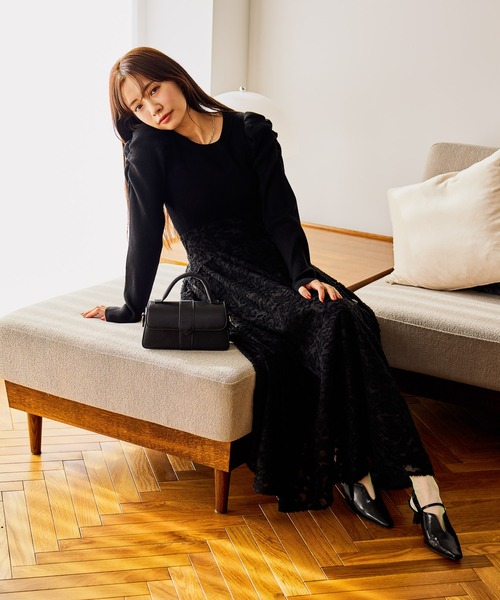 mysty woman(ミスティウーマン)の「カットジャガードドッキングワンピース 636605(ワンピース・レディース・ブラック/ピンクベージュ/アイボリー・FREE)」の20枚目の写真