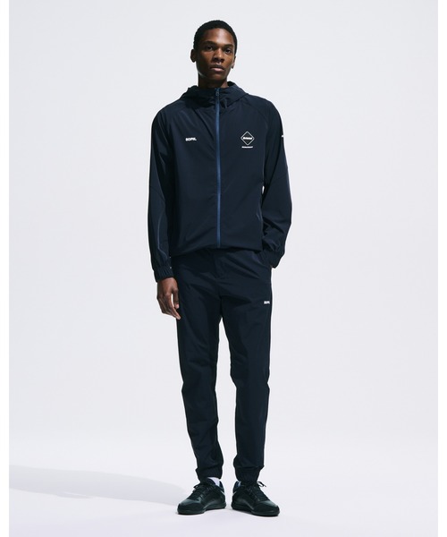 F.C.Real Bristol(エフシーレアルブリストル)の「CORDURA 4WAY STRETCH VENTILATION JACKET(ナイロンジャケット・メンズ・ネイビー/ブラック・X-LARGE/LARGE/MEDIUM/XX-LARGE/SMALL)」の11枚目の写真