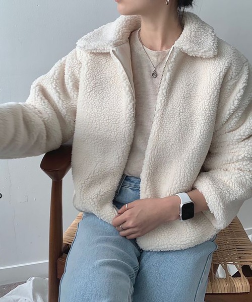 Girly Doll(ガーリードール)の「ジップアップ裏キルティングボアブルゾン(チェスターコート・レディース・グリーン/ベージュ/ブラック/ブルー・FREE)」の12枚目の写真