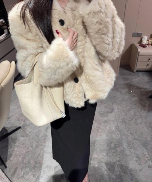 Ritzy（リッツィー）の「もこもこ フェイクファージャケット（その他アウター・レディース・ホワイト/モカ・M）」の16枚目の写真