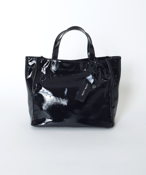 Three Four Time（ｽﾘｰﾌｫｰﾀｲﾑ）の「ソフトエナメルショッパーBAG S（トートバッグ・レディース・ベージュ/グレー/ブラック/レオパード・FREE）」の17枚目の写真