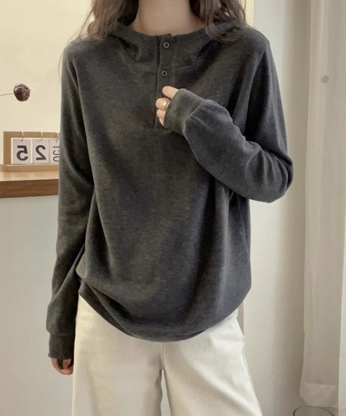 SallyLunn(サリーラン)の「ヘンリーネックフーディー(パーカー・レディース・ベージュ/グレー・LARGE/MEDIUM)」の7枚目の写真