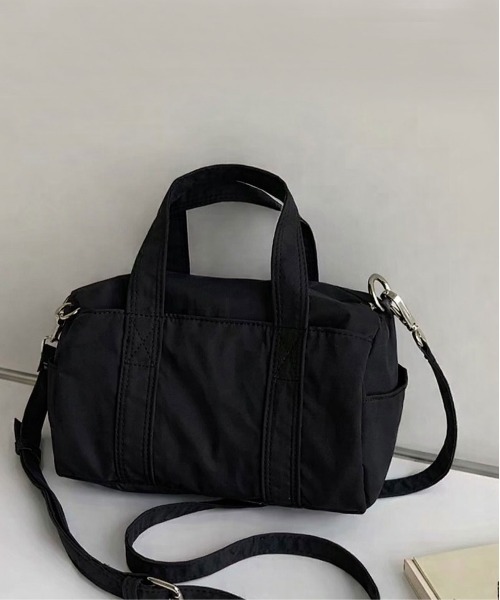 ammy.(エイミードット)の「【 ammy. / エイミードット 】 2way ミニ ボストンバッグ(ショルダーバッグ・レディース・ブラック・FREE)」の4枚目の写真