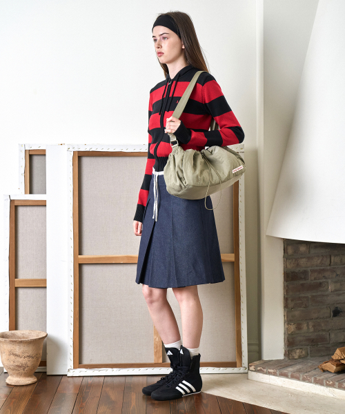 AMESWORLDWIDE(アメスワールドワイド)の「DRAWSTRING CROSS BAG KHAKI(メッセンジャーバッグ・レディース・その他・FREE)」の3枚目の写真