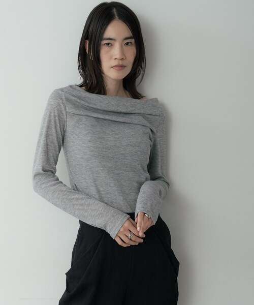 GALLEST（ギャレスト）の「オフショルカットソー（Tシャツ/カットソー・レディース・グレー系4/ライトグリーン/ブラック系8・38）」の3枚目の写真