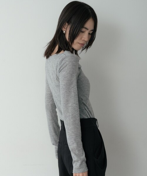 GALLEST（ギャレスト）の「オフショルカットソー（Tシャツ/カットソー・レディース・グレー系4/ライトグリーン/ブラック系8・38）」の7枚目の写真