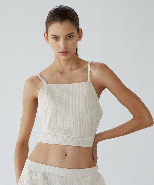 KIMDOH(キムド)の「IVORY WRINKLE SLEEVELESS KNIT TOP(Tシャツ/カットソー・レディース・その他・FREE)」の2枚目の写真