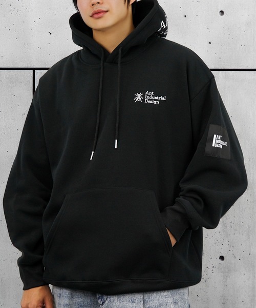 L'atelier(ラトリエ)の「グラフィック パーカー ワイド 長袖スウェット ワンポイント ロゴ(パーカー・メンズ・ブラック系その他2/ホワイト系2/ブラック系2・L/LL/M)」の16枚目の写真