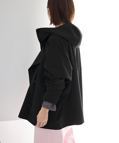 IENA（イエナ）の「《一部サイズ別注》VACHEMENT/ヴァシュモン シェルタフタ ショート コート（その他アウター・レディース・ブラック/ベージュ・38/36）」の16枚目の写真