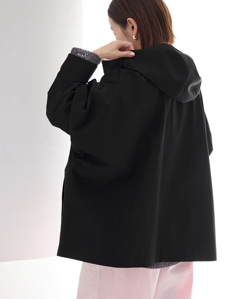 IENA（イエナ）の「《一部サイズ別注》VACHEMENT/ヴァシュモン シェルタフタ ショート コート（その他アウター・レディース・ブラック/ベージュ・38/36）」の17枚目の写真