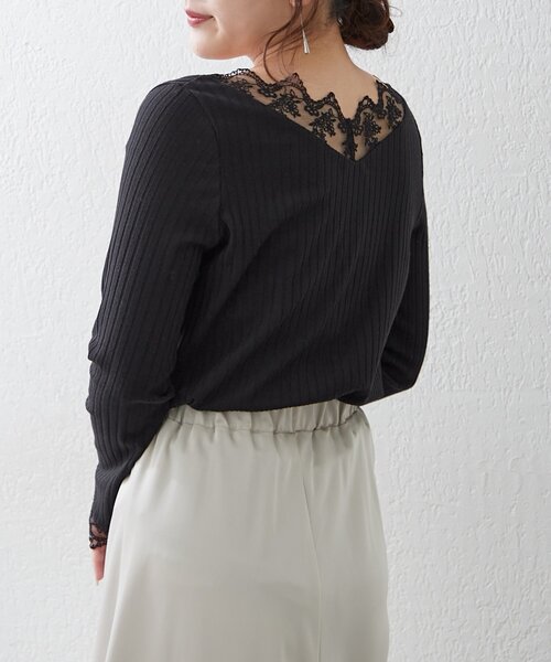 Remind me and forever(リマインドミーアンドフォーエバー)の「【定番アイテム!】テレコVレース長袖プルオーバー(Tシャツ/カットソー・レディース・オフホワイト/ブラック・FREE)」の17枚目の写真