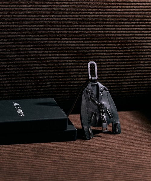 BALFERN LEATHER KEYRING TOKYO | BALFERN レザー キーリング TOKYO(キーホルダー)|ALLSAINTS(オールセインツ)