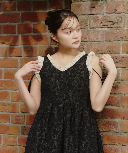 Olu.（オルドット）の「フリルリボンジャガードワンピース（ワンピース・レディース・ブラック×ベージュ/ホワイト系その他/ブラック・0/1）」の17枚目の写真