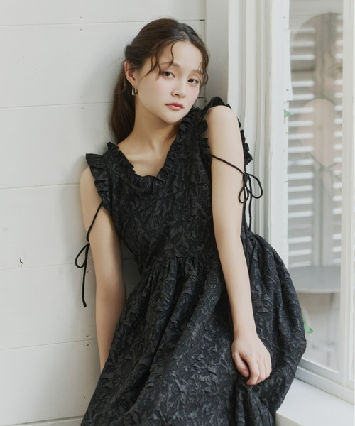 Olu.（オルドット）の「フリルリボンジャガードワンピース（ワンピース・レディース・ブラック×ベージュ/ホワイト系その他/ブラック・0/1）」の5枚目の写真