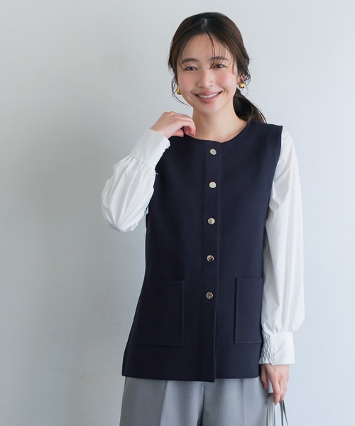 coca（coca）（コカ）の「金ボタンニットベスト | セレモニー オフィス ママスーツ フォーマルウェア スーツ 卒業式（ベスト・レディース・ネイビー/ベージュ・M/L）」の3枚目の写真